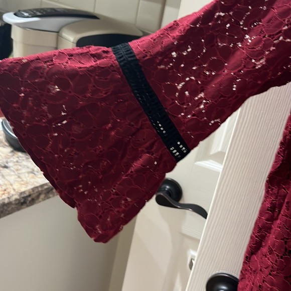 Gibson Lacey blouse - Picture 3 of 4